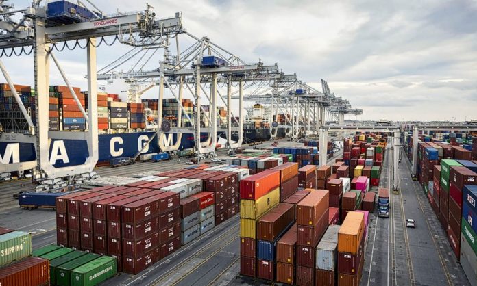 xPort-of-Savannah-Breaks-TEU-Handling-Record-1000x600.jpg.pagespeed.ic.Cbt1sPsYkP