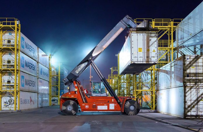 APM Terminals Buenos Aires Facilitates First Ever Export of Lemons from Argentina to China APM Terminals Buenos Aires Facilitates First Ever Export of Lemons from Argentina to China