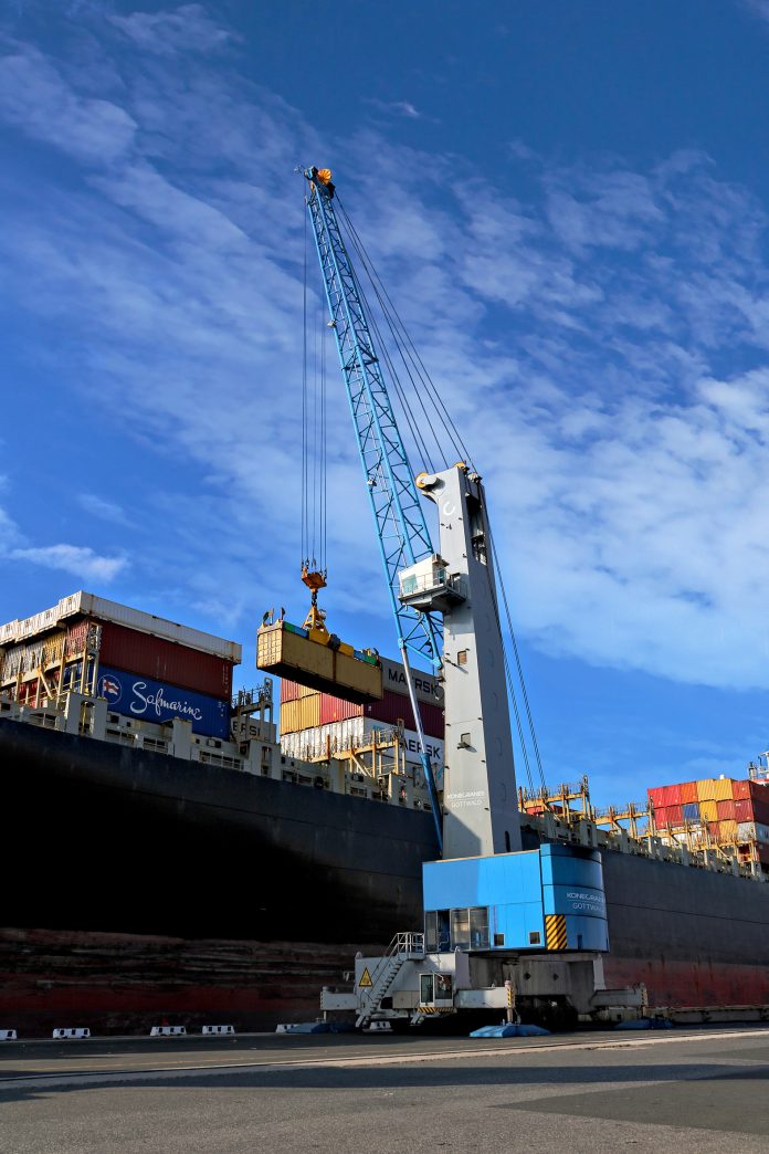 Konecranes-Gottwald-Model-7_Container