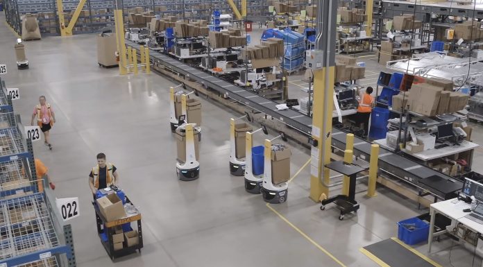 DHL Supply Chain signs expanded agreement with Locus Robotics to extend its Accelerated Digitalization strategy DHL Supply Chain