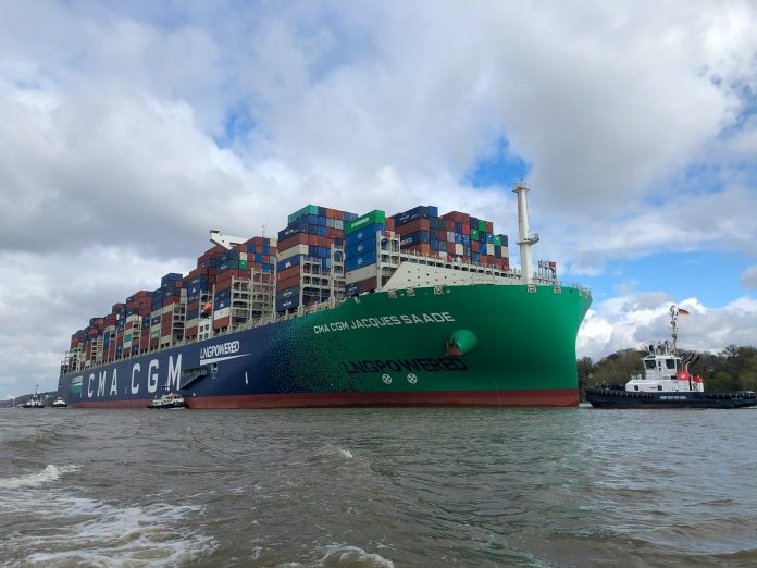 Fahrrine_saadé_c_HPA_Kueck3 Elbe